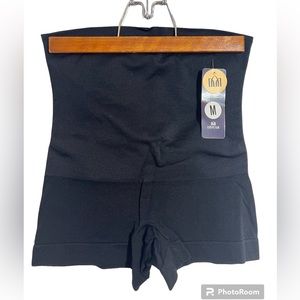 NWT-Empetua MED High-Waisted Boy Shorts